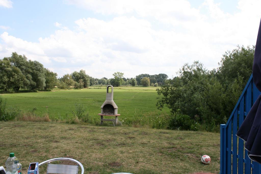 Zur-Alten-Schmiede-I-Links Boltenhagen  Exterior photo